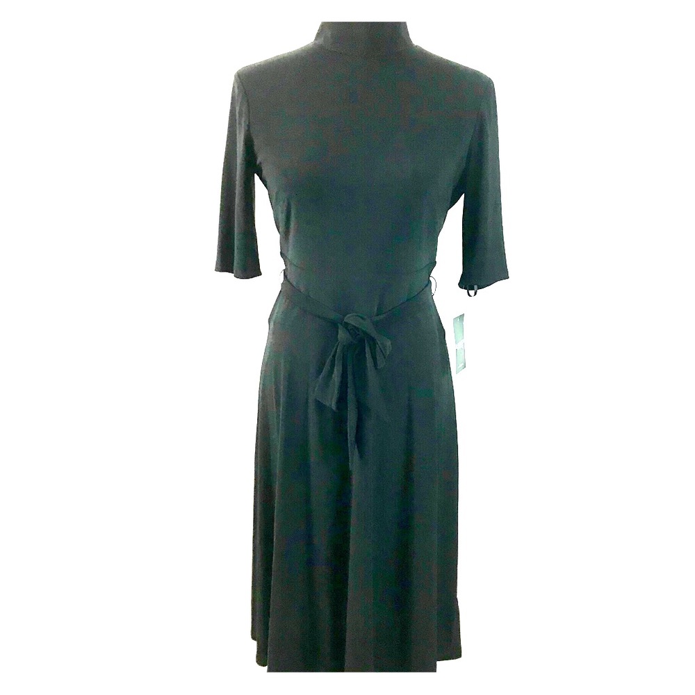 Black dress w/high neck, shirt sleeves (175-177)